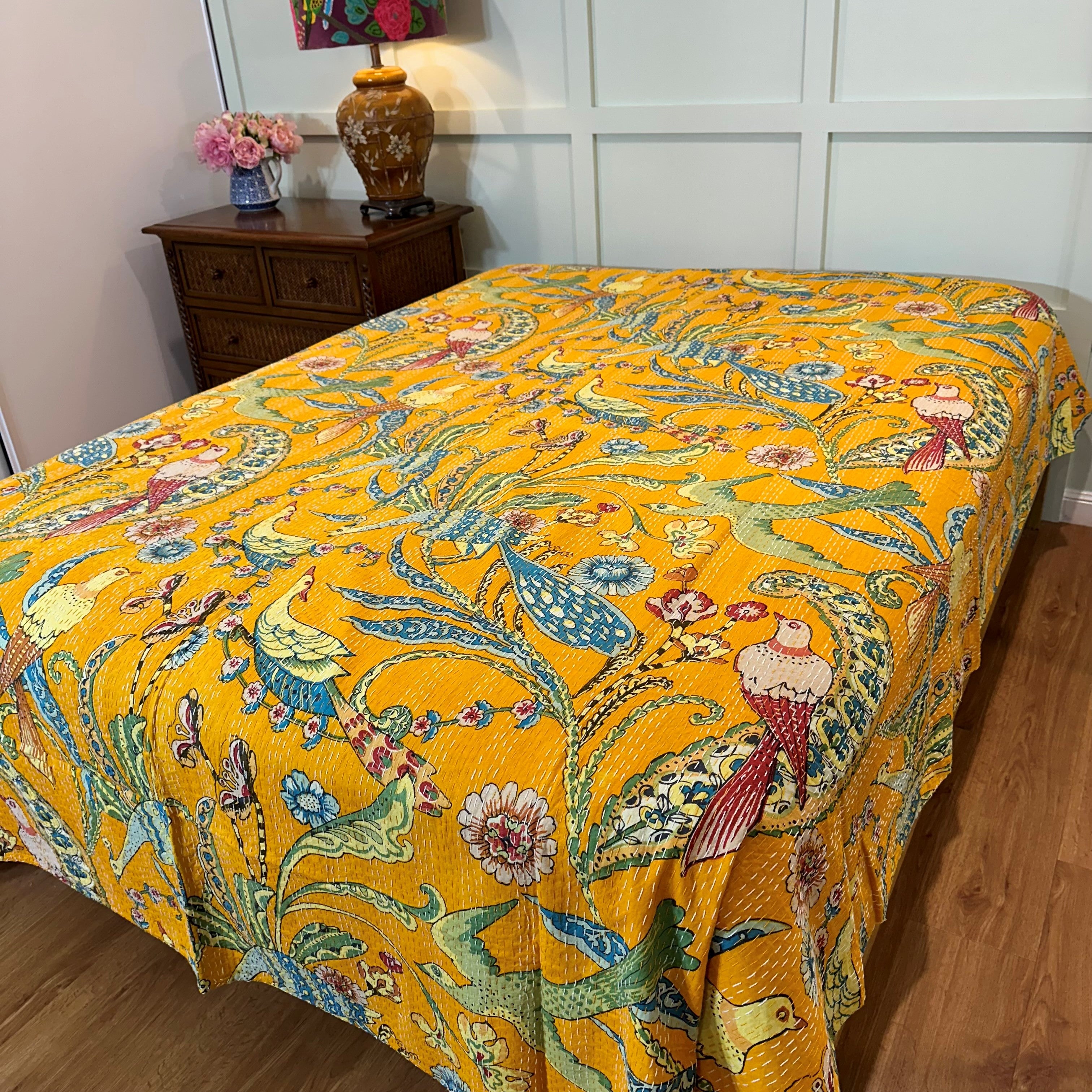 Bedspread coverlet No6 mustard on bed