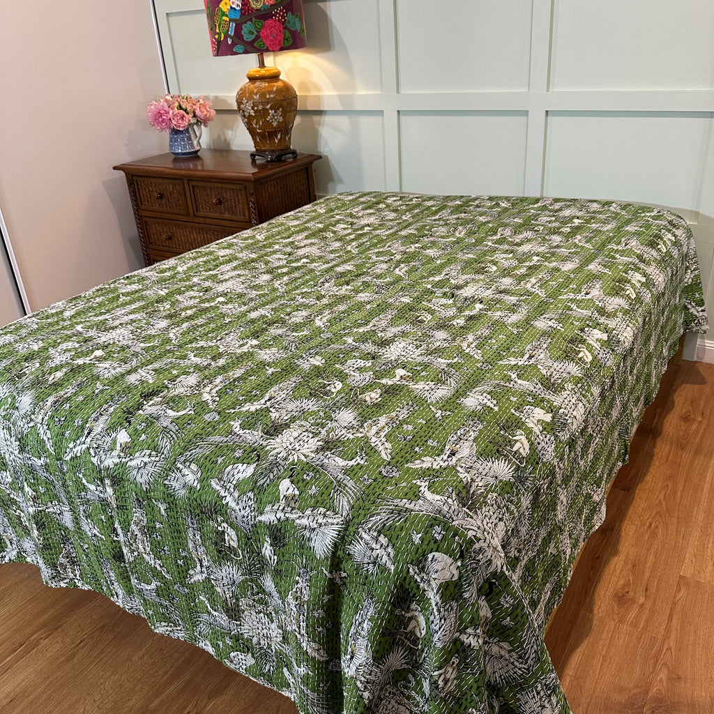 Bedspread coverlet No7 green on bed