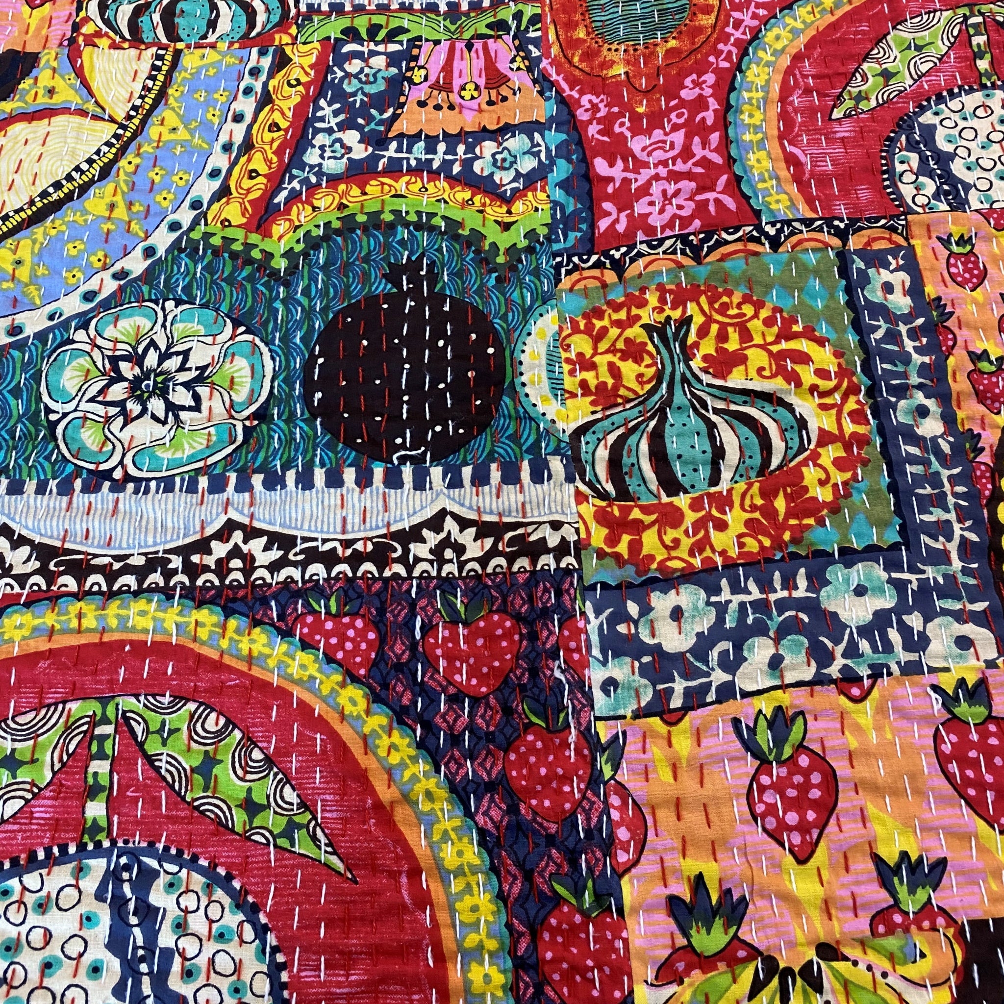 Carnevale bedspread close-up