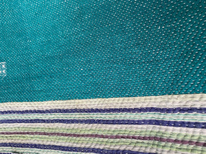 Vintage Throw Blanket No1 - close-up
