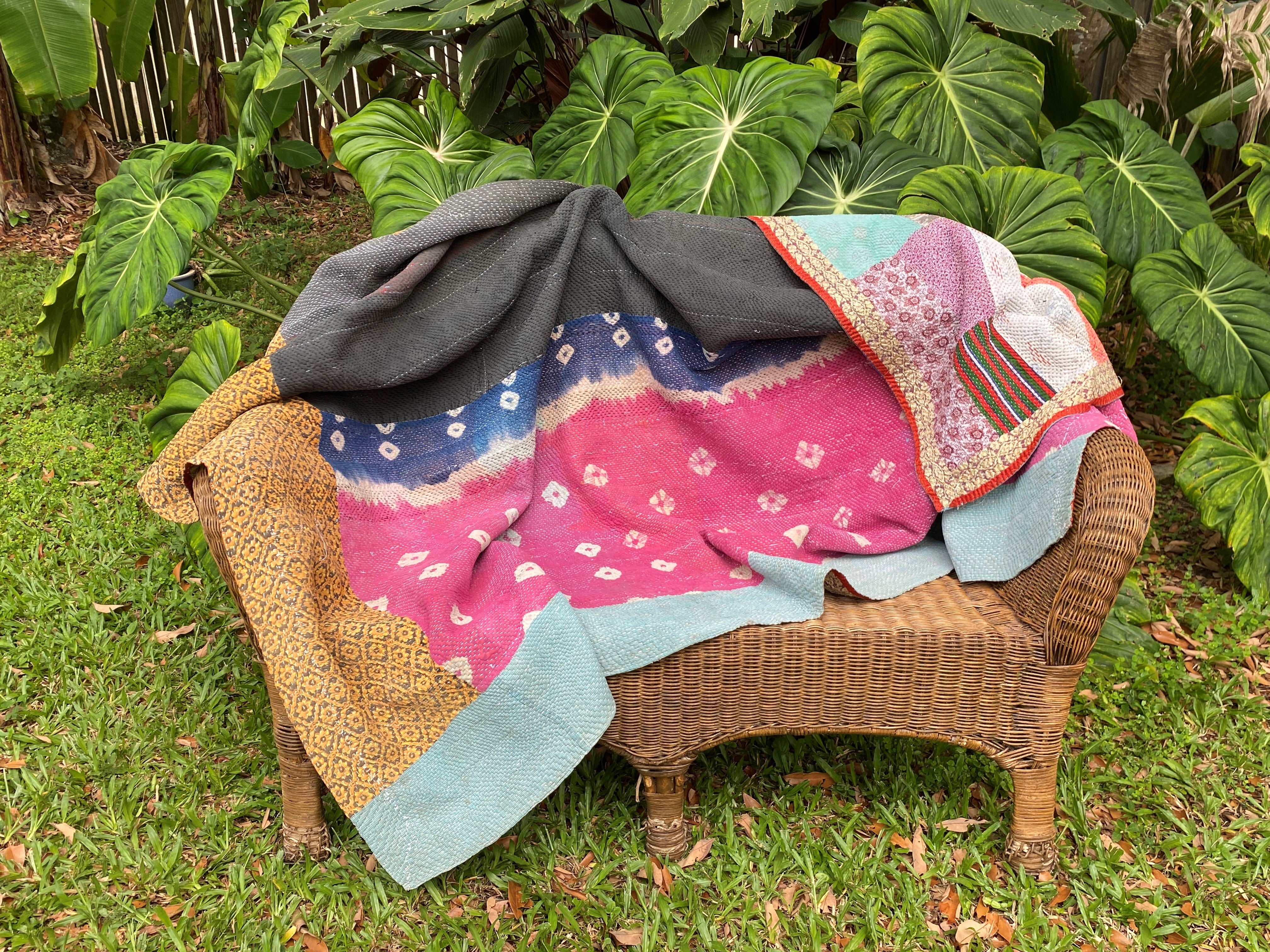 Vintage Throw Blanket No11 - Back