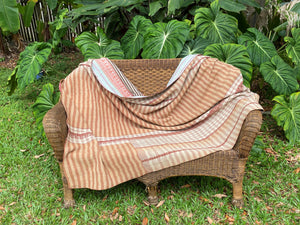 Vintage Throw No 15