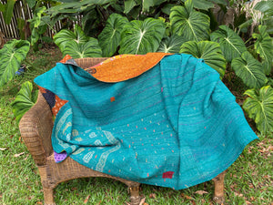 Vintage Throw Blanket No16 - Reverse