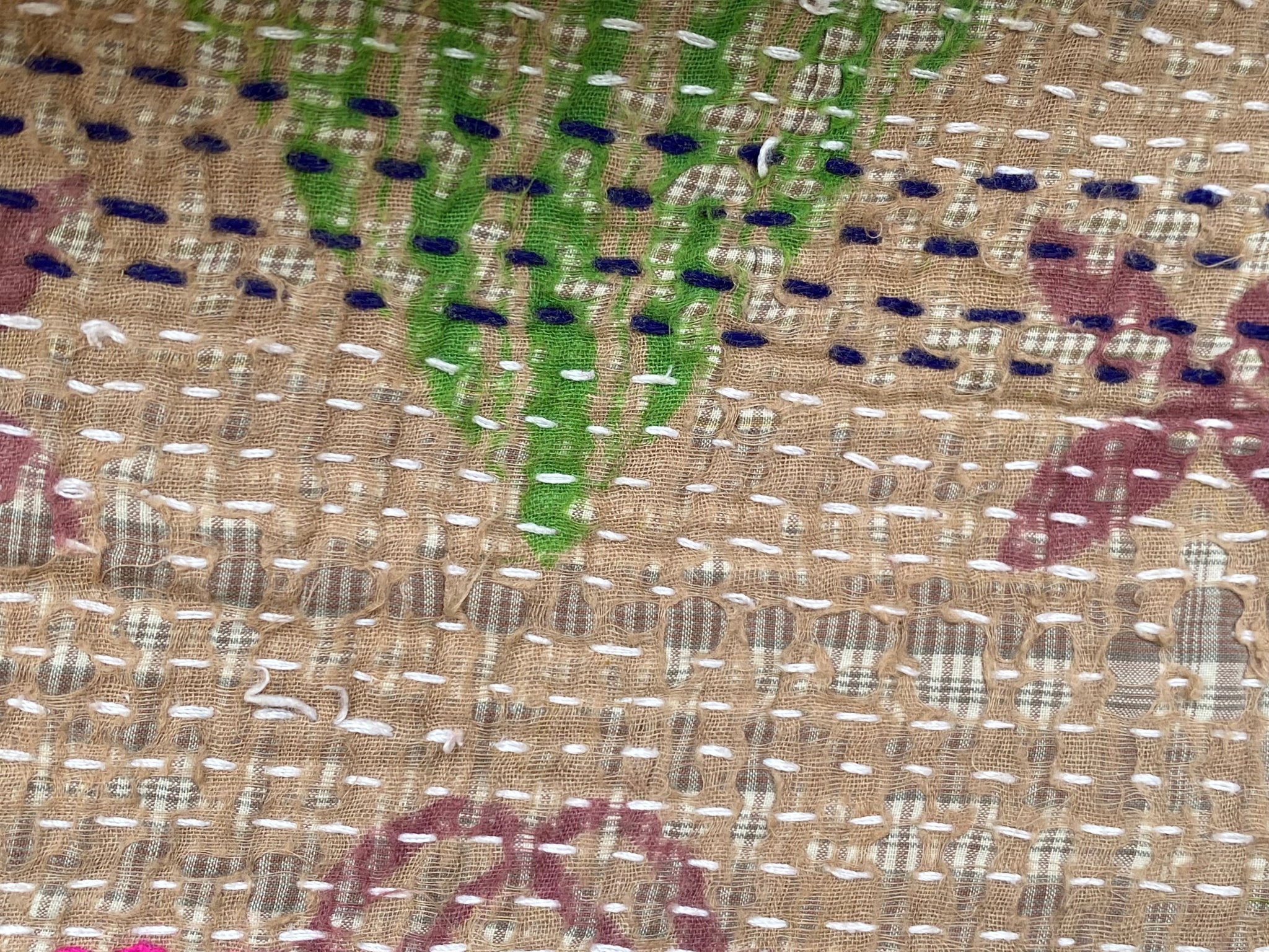 Vintage Throw Blanket No6 - close-up