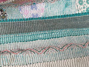 Vintage Throw Blanket No8 - close-up